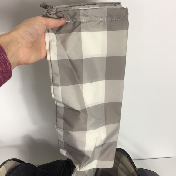 ๐๐ SOLD!! Lululemon Black Yoga Wool Duffle Bag - Picture 8 of 8